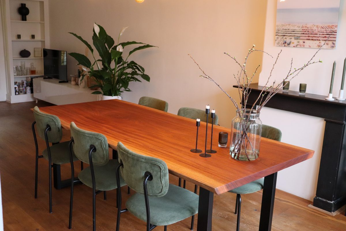 Mahonie eetkamer tafel